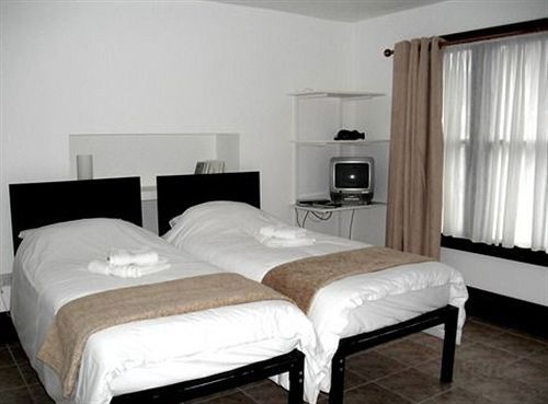 Breeze Guest House Bootle  Exterior foto